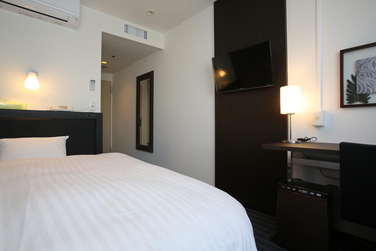 Hotel Crystal Plaza Hitachinaka Buitenkant foto