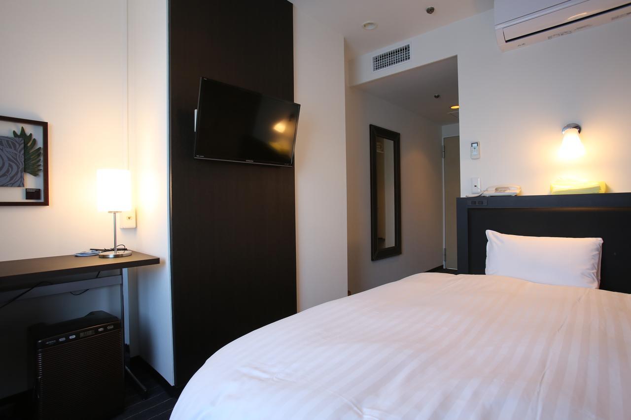 Hotel Crystal Plaza Hitachinaka Buitenkant foto